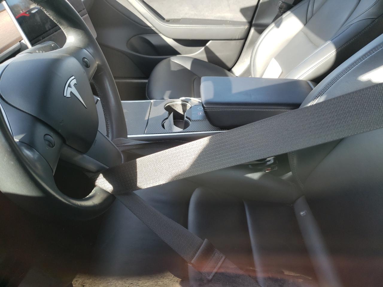 5YJ3E1EB5JF117364 TESLA MODEL 3 2018