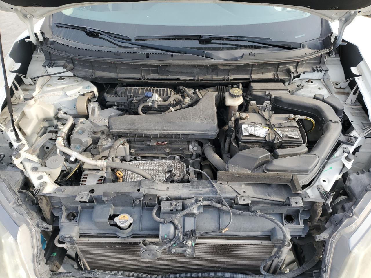 KNMAT2MT2GP633984 NISSAN ROGUE 2016