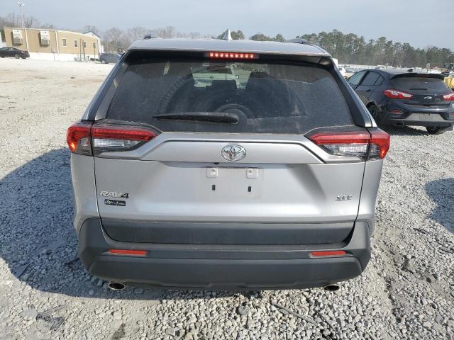 2020 TOYOTA RAV4 LE - JTMW1RFV5LD519220