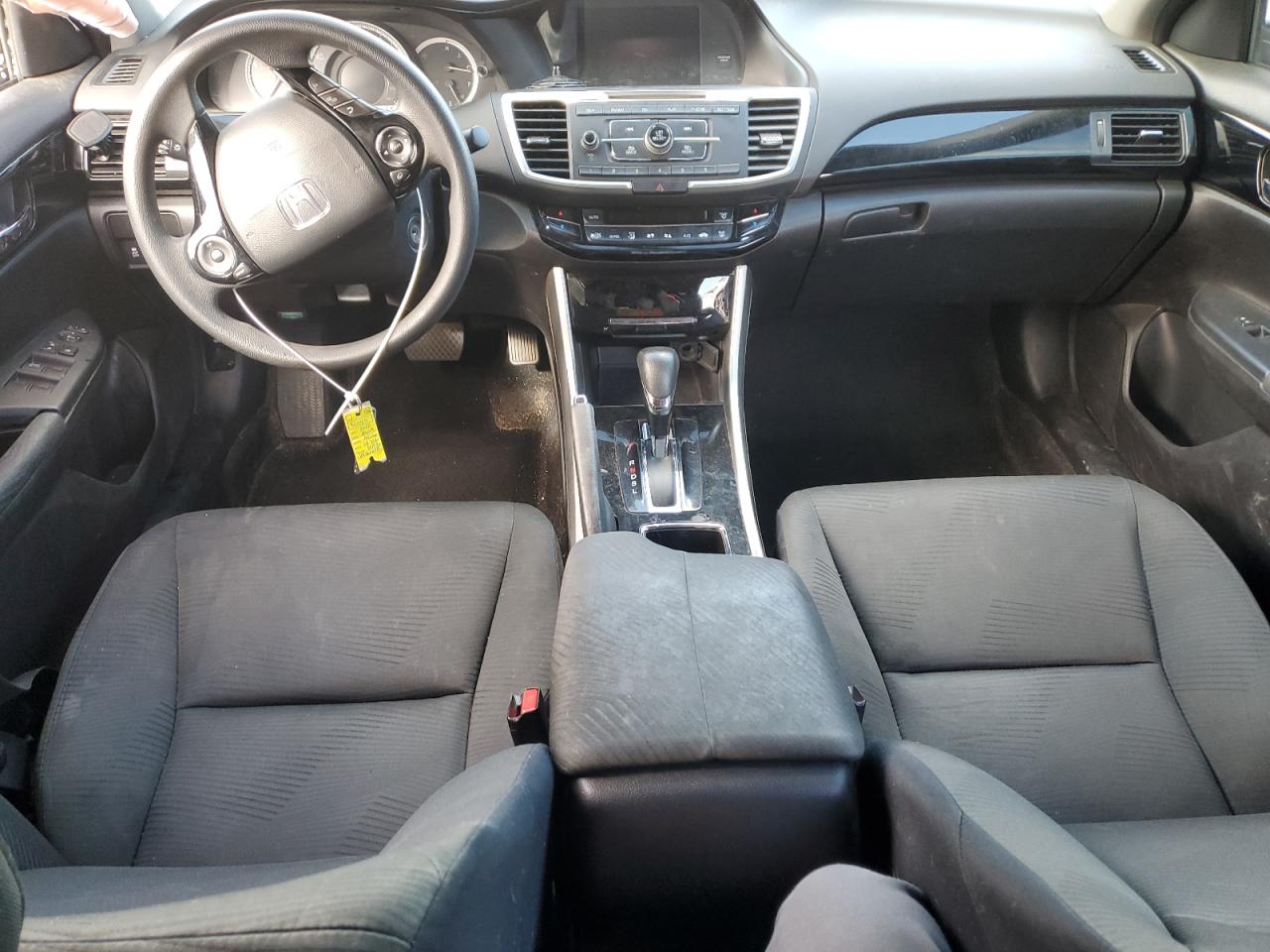 1HGCR2F36HA260877 HONDA ACCORD 2017