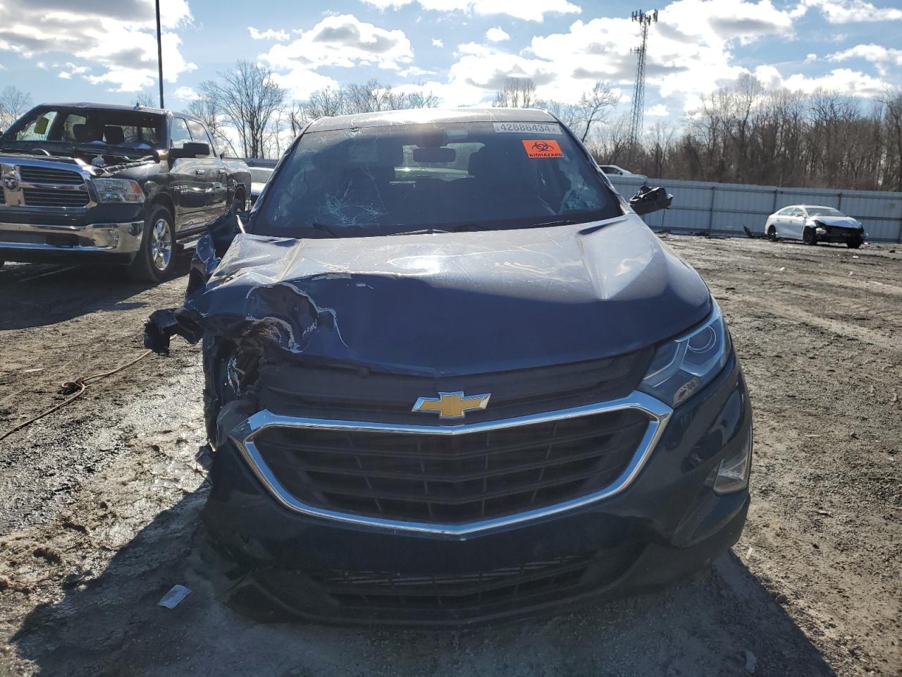 3GNAXUEV3KL392416 CHEVROLET EQUINOX 2019