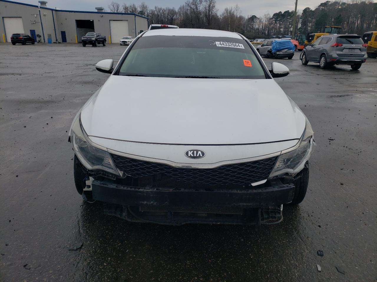 5XXGT4L33GG071432 2016 Kia Optima Lx