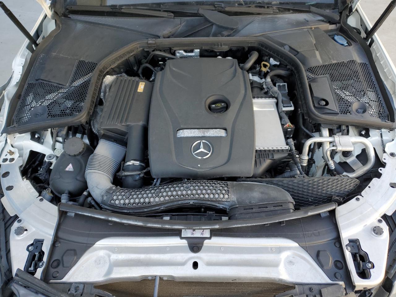 55SWF4JB8HU234057 2017 Mercedes-Benz C 300