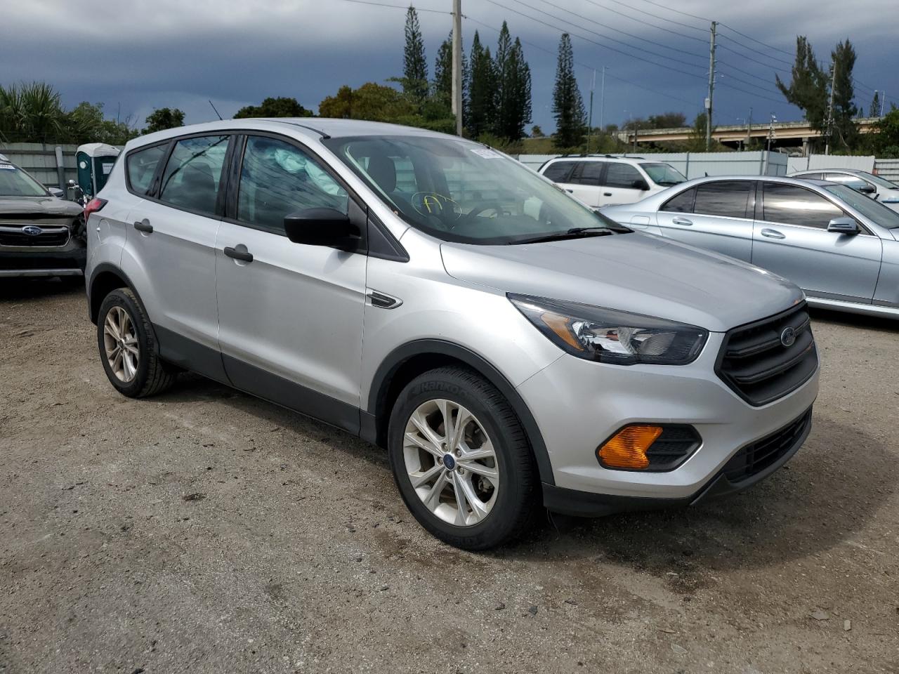 1FMCU0F79KUA89645 FORD ESCAPE 2019