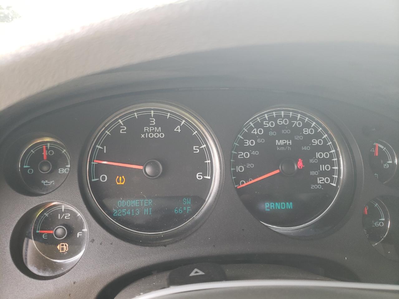 1GNSCCE06BR185543 2011 Chevrolet Tahoe C1500 Ltz