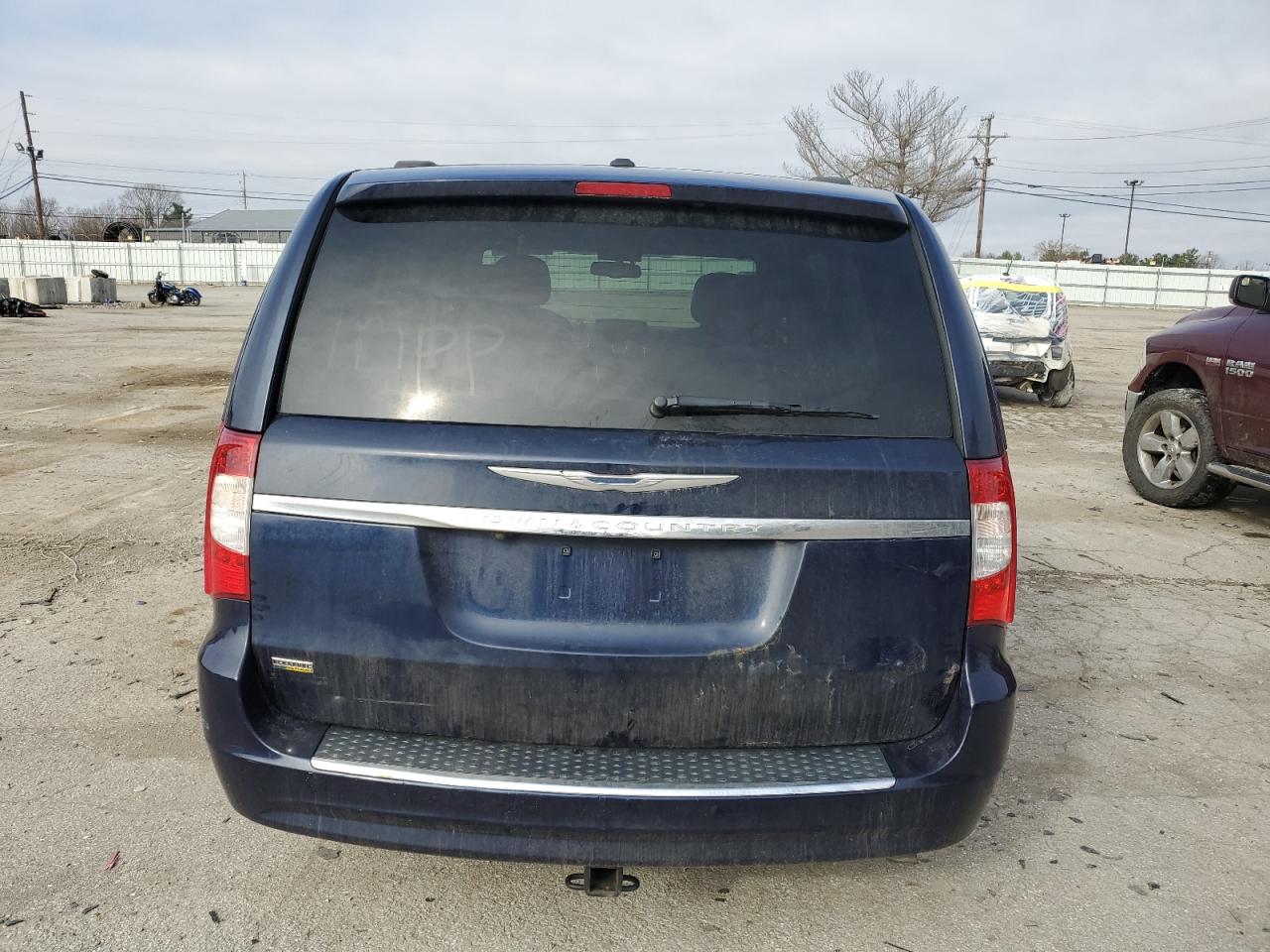 2C4RC1BG4FR561282 2015 Chrysler Town & Country Touring