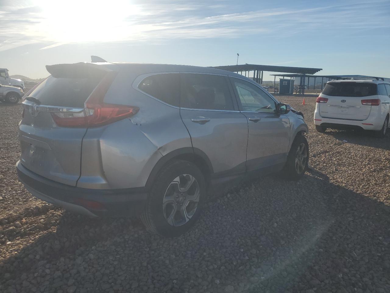 2HKRW1H52JH503030 HONDA CRV 2018