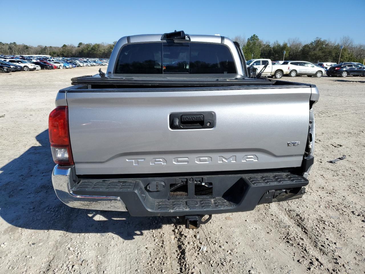 3TMAZ5CN0JM065315 TOYOTA TACOMA 2018