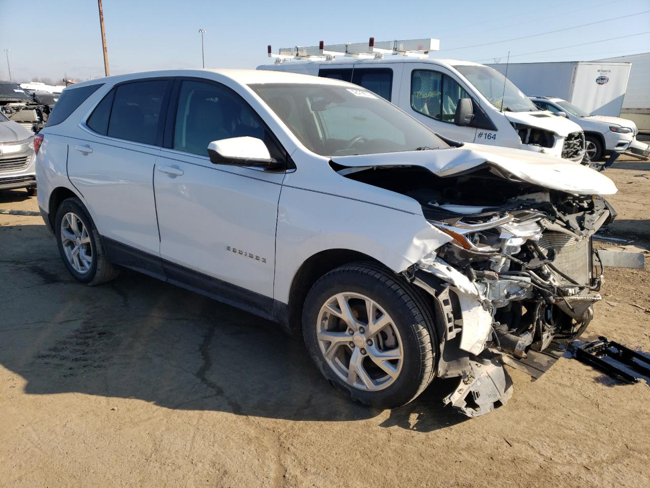 3GNAXKEX1JS536572 CHEVROLET EQUINOX 2018