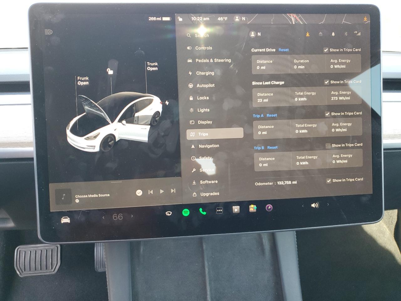 5YJ3E1EB9NF288740 TESLA MODEL 3 2022