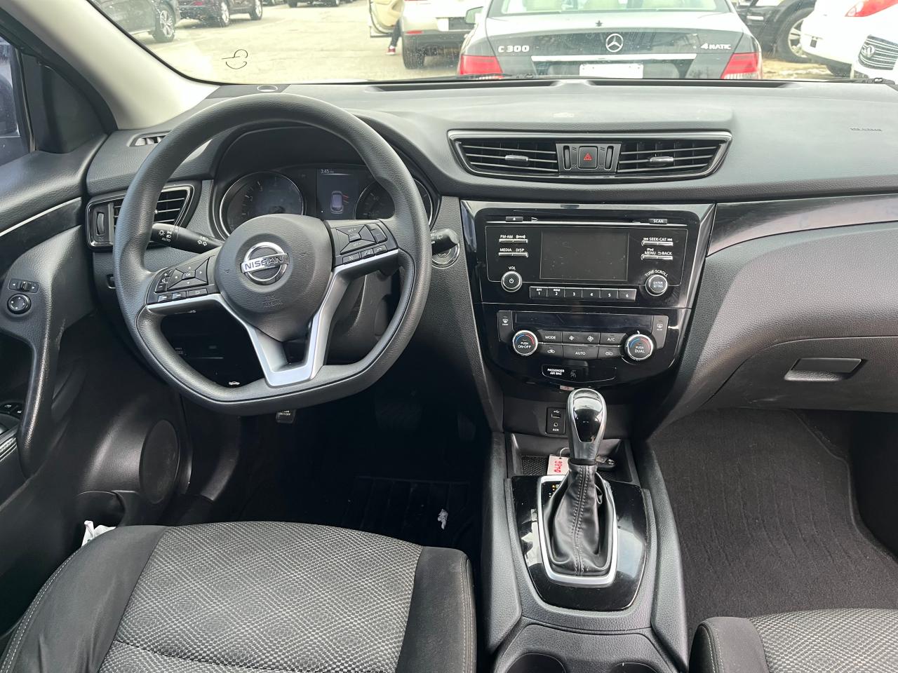 JN1BJ1CRXHW123340 NISSAN ROGUE 2017