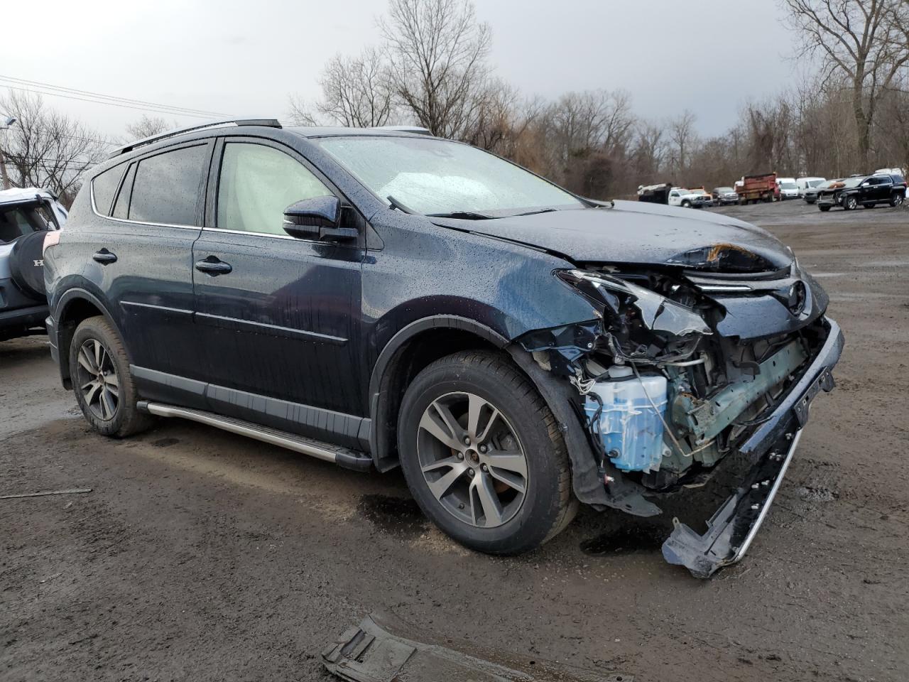 JTMRFREV7JJ721409 TOYOTA RAV4 2018