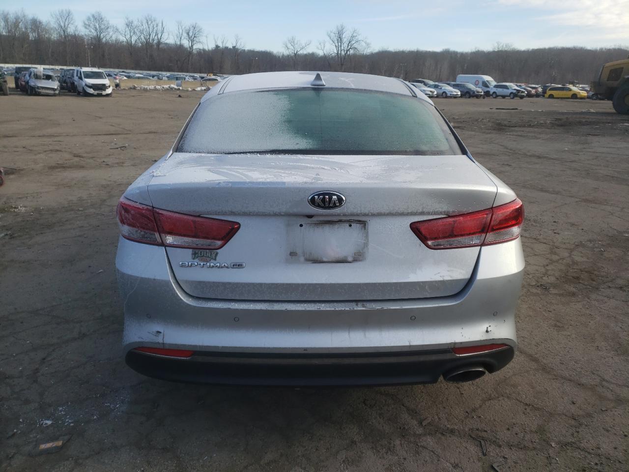 5XXGT4L33JG208098 2018 Kia Optima Lx