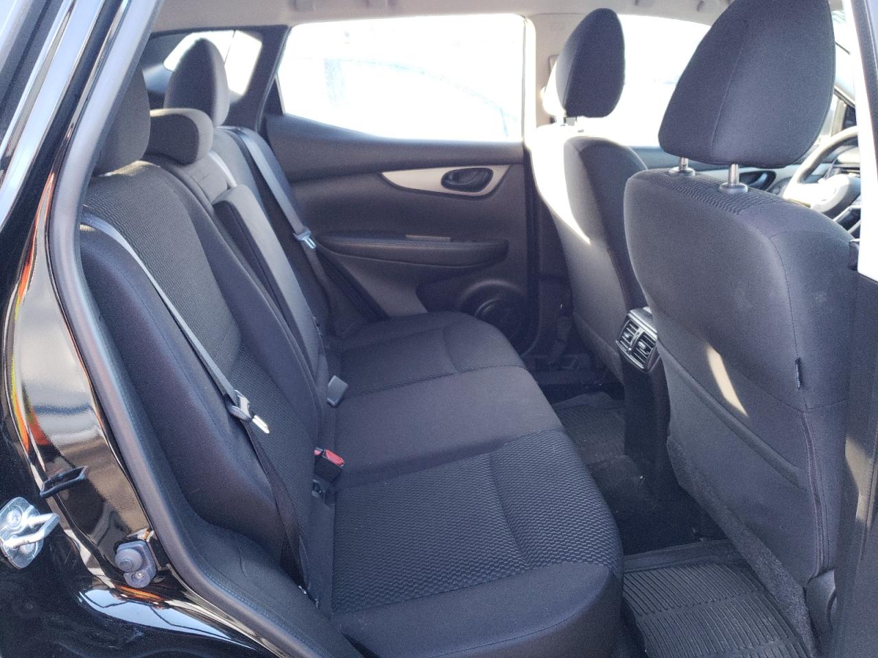 JN1BJ1CR4KW314579 NISSAN ROGUE 2019