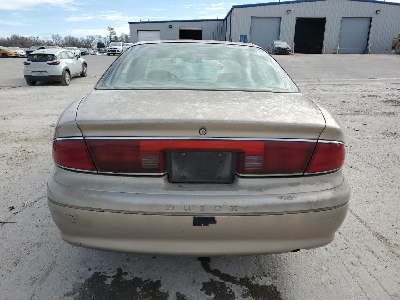 2G4WS52J4Y1146842 2000 Buick Century Custom