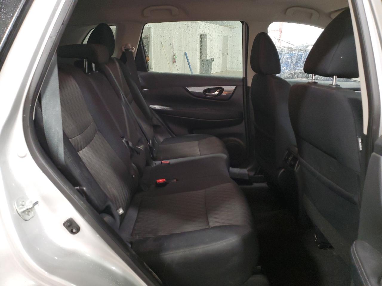 5N1AT2MV5JC832328 NISSAN ROGUE 2018