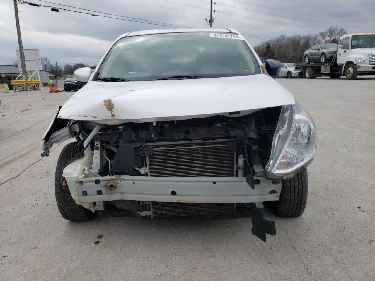 3N1CN7AP6HL894056 NISSAN VERSA 2017