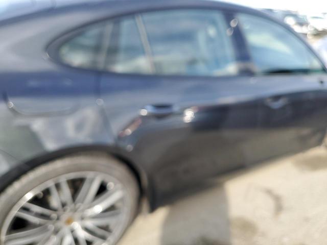 WP0AA2A78JL111128 2018 Porsche Panamera 4