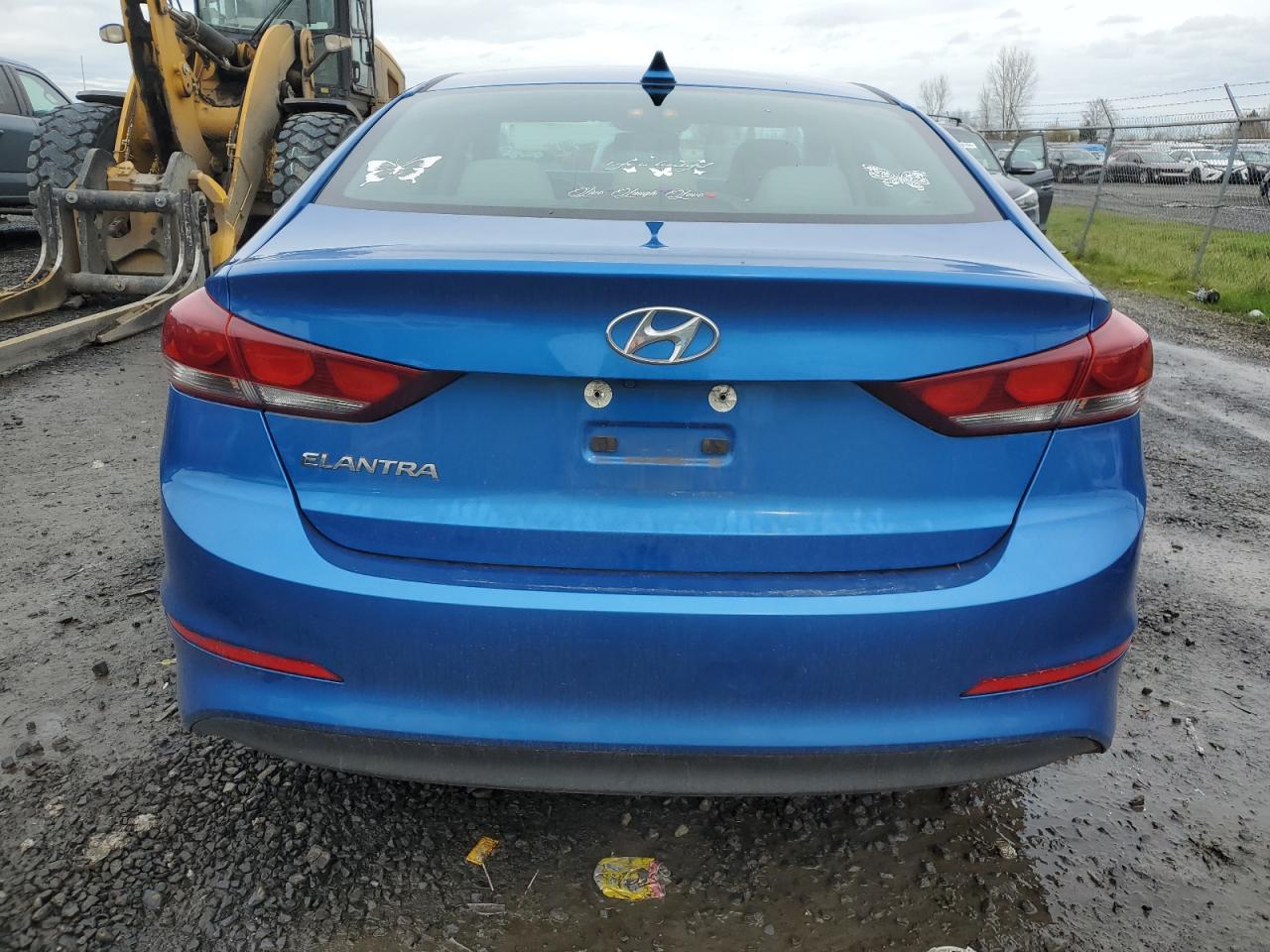 2017 Hyundai Elantra Se vin: KMHD84LF8HU138645