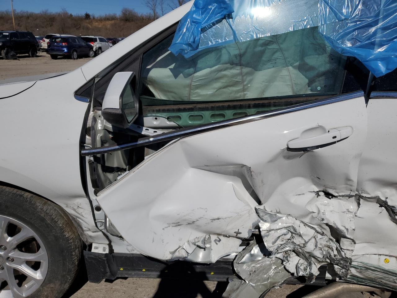 3GNAXKEVXKS562510 CHEVROLET EQUINOX 2019