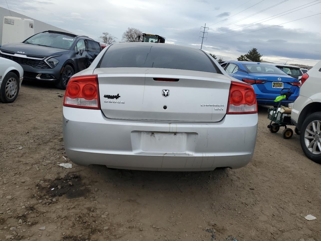 2B3KA33VX9H532400 2009 Dodge Charger Sxt