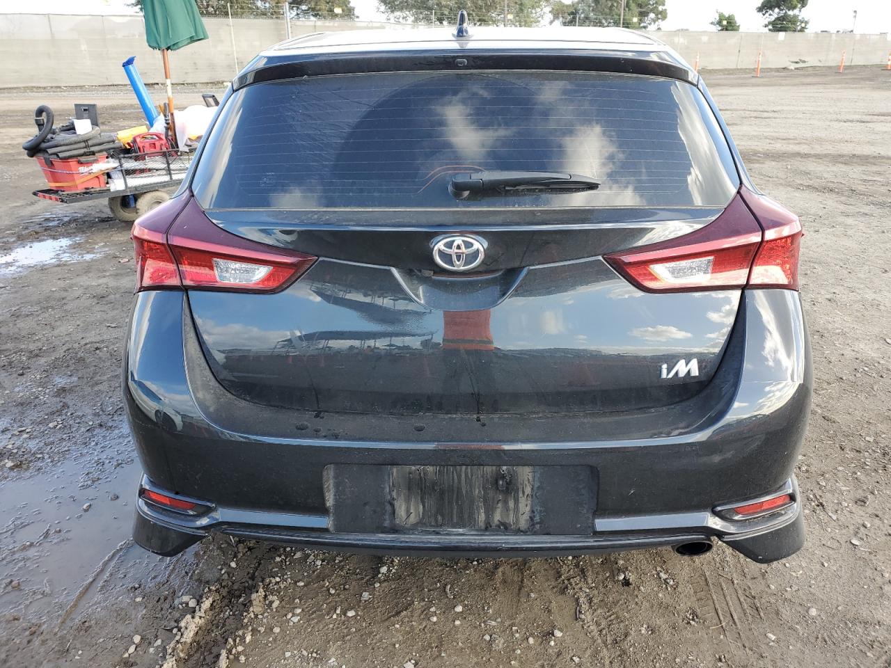 JTNKARJE8JJ564054 TOYOTA COROLLA 2018