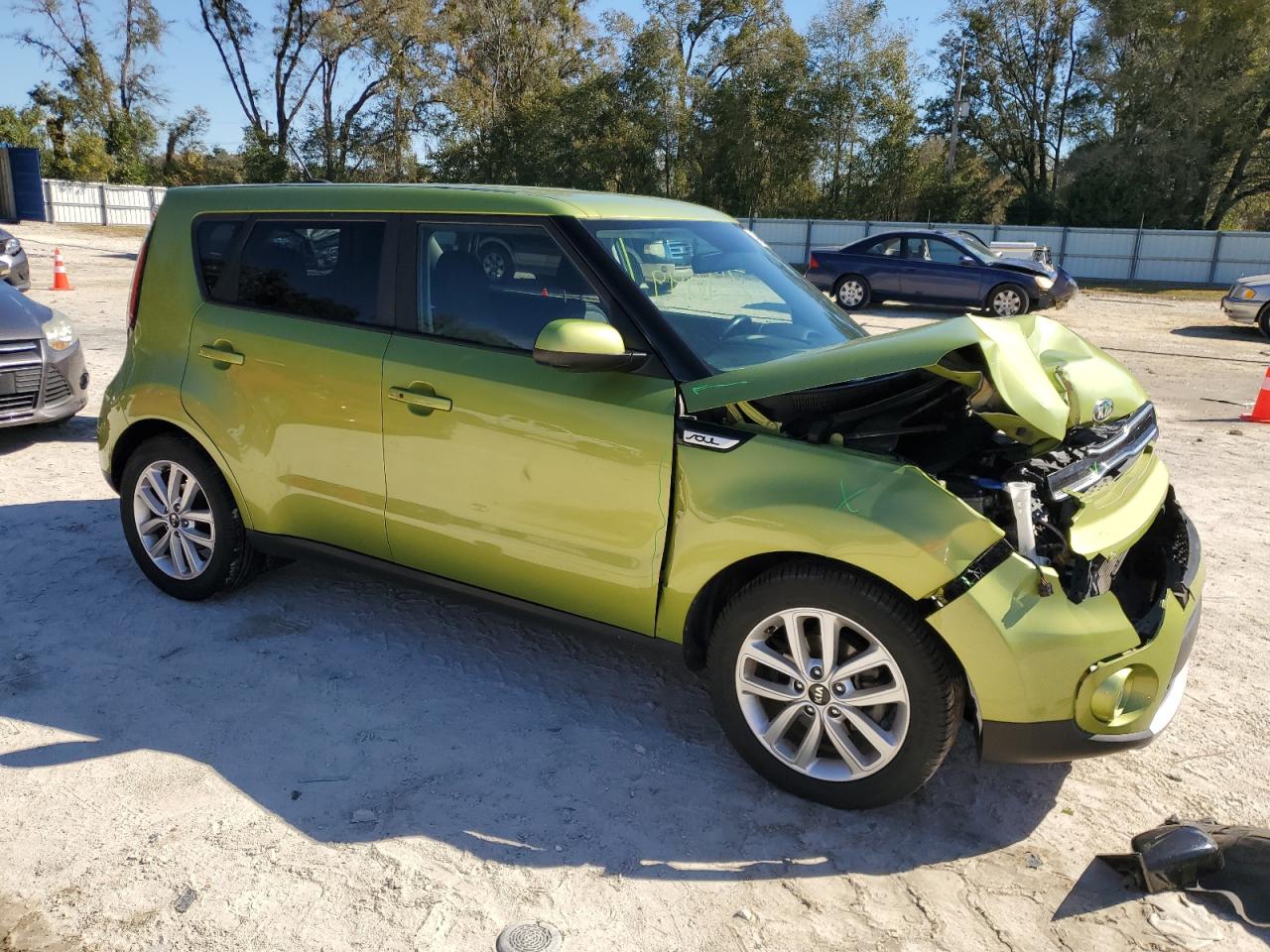 KNDJP3A55J7894453 2018 Kia Soul +