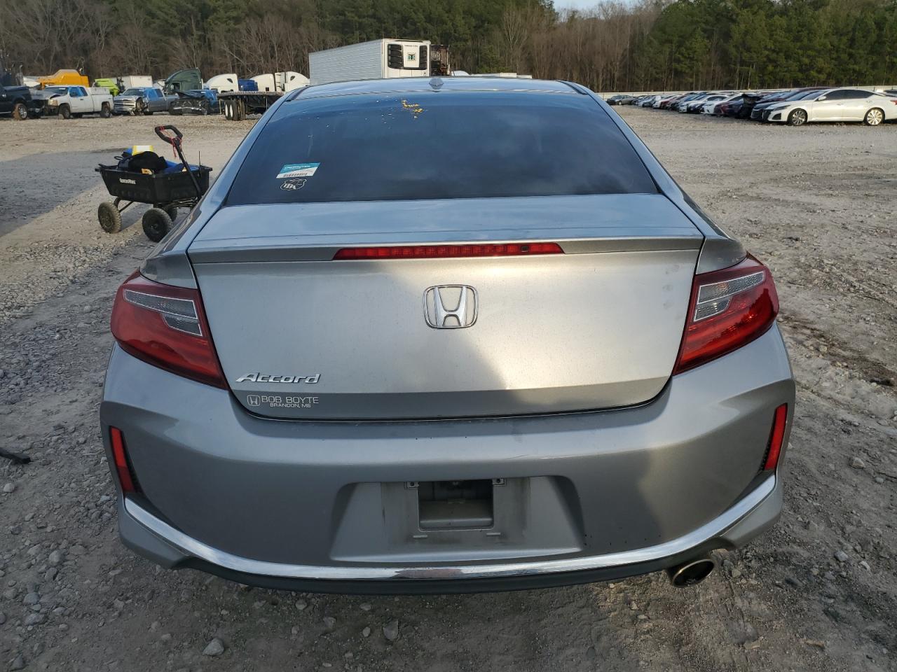 1HGCT1B87HA000758 HONDA ACCORD 2017