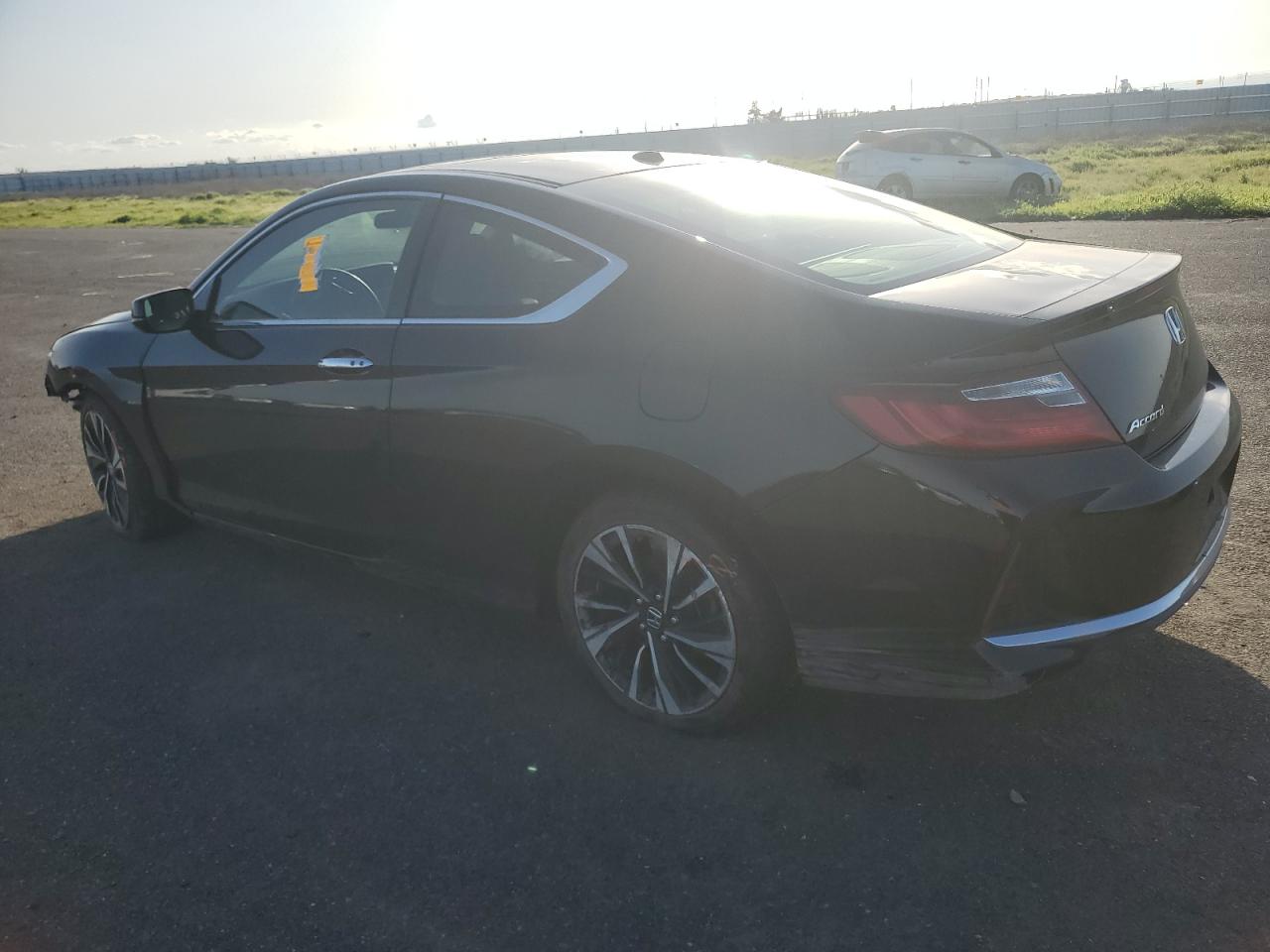 2016 Honda Accord Ex vin: 1HGCT1B58GA007139