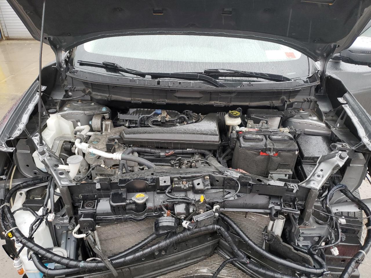 JN8AT2MV7HW270417 NISSAN ROGUE 2017