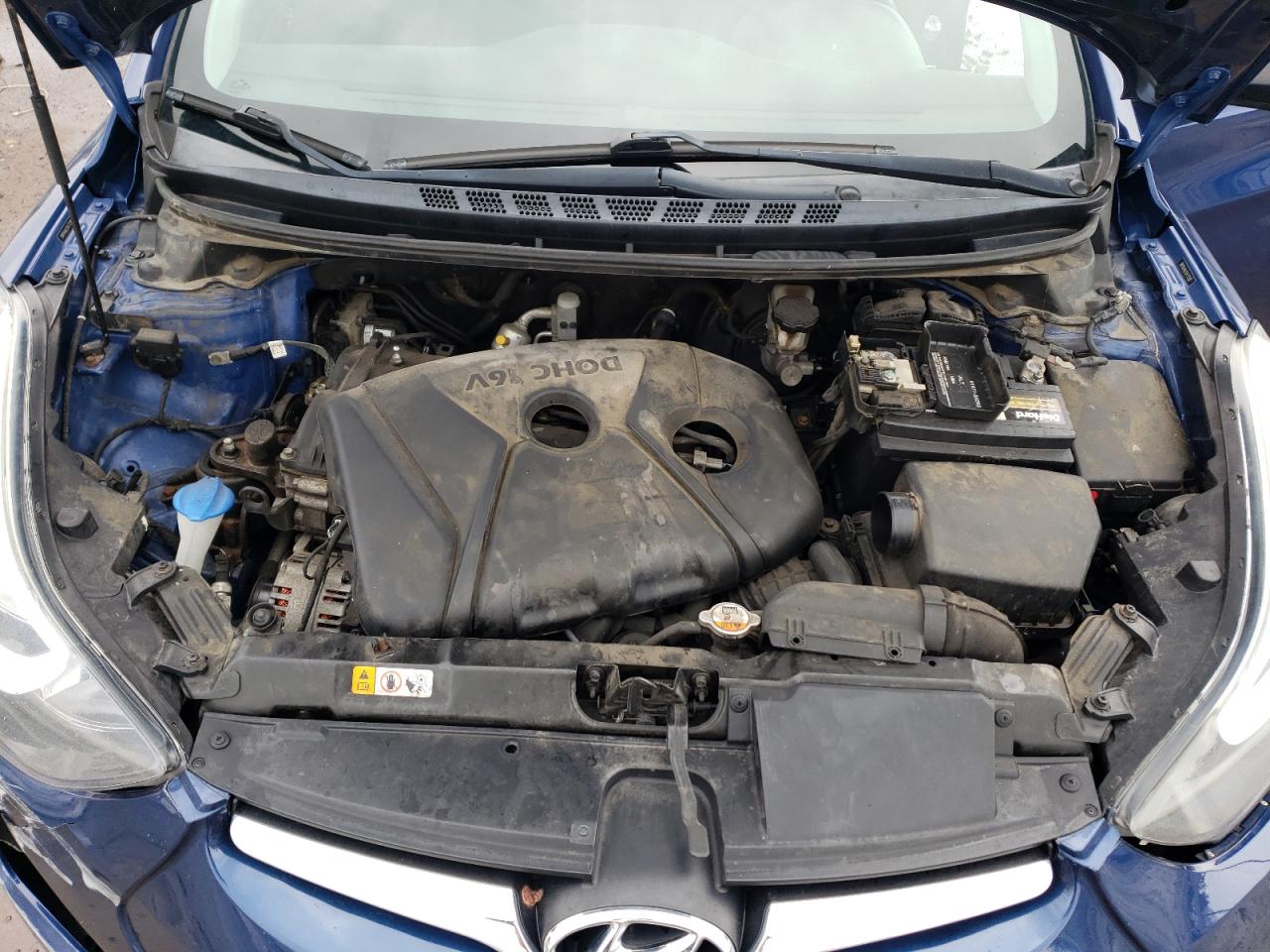 5NPDH4AE1GH772581 2016 Hyundai Elantra Se