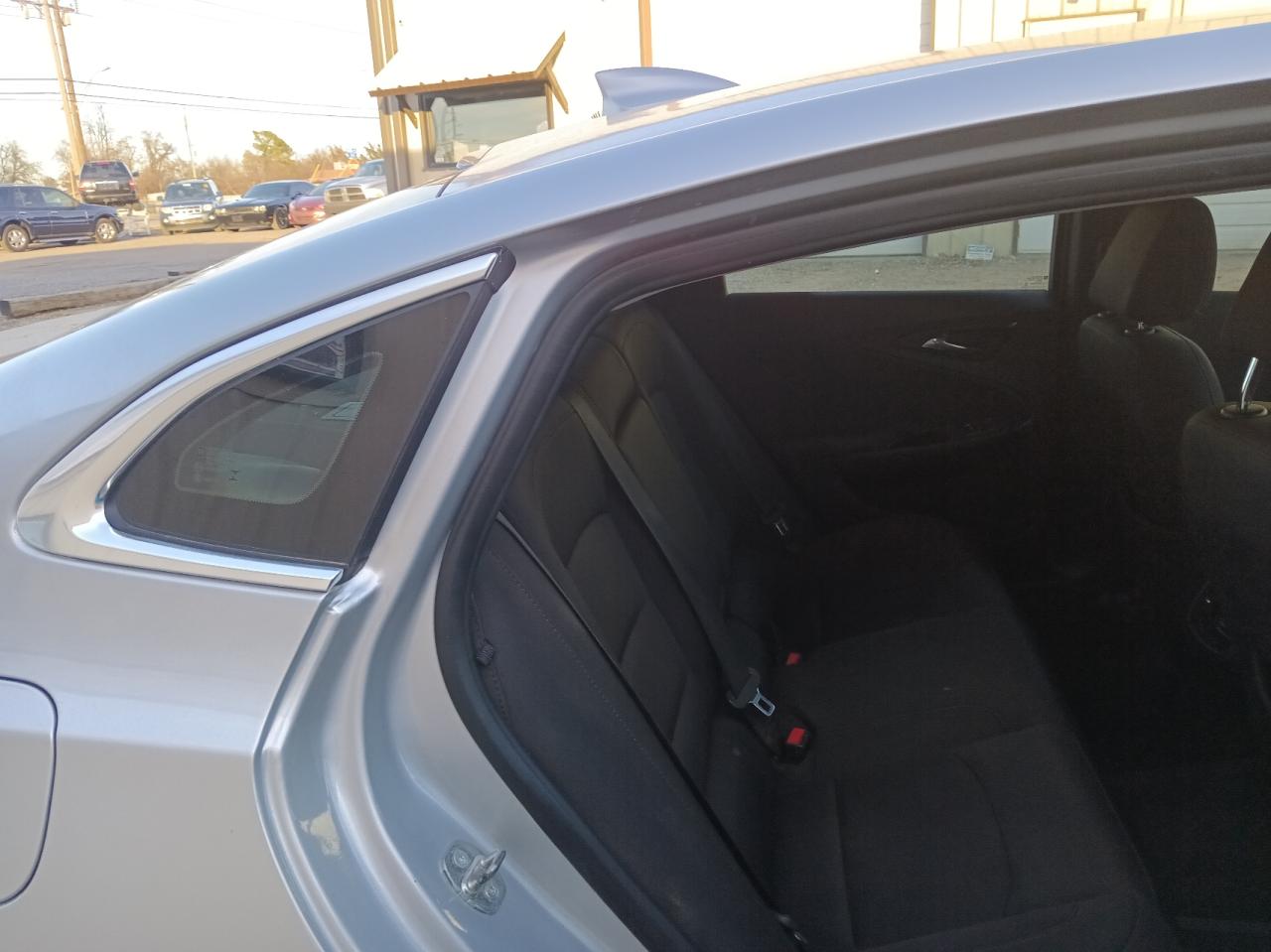 1G1ZD5ST8JF241781 CHEVROLET MALIBU 2018