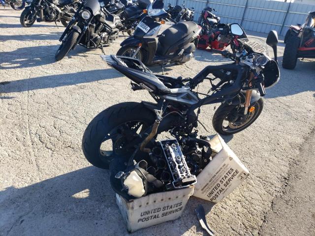 2013 TRIUMPH MOTORCYCLE DAYTONA 67 SMTA01YK1DJ598777