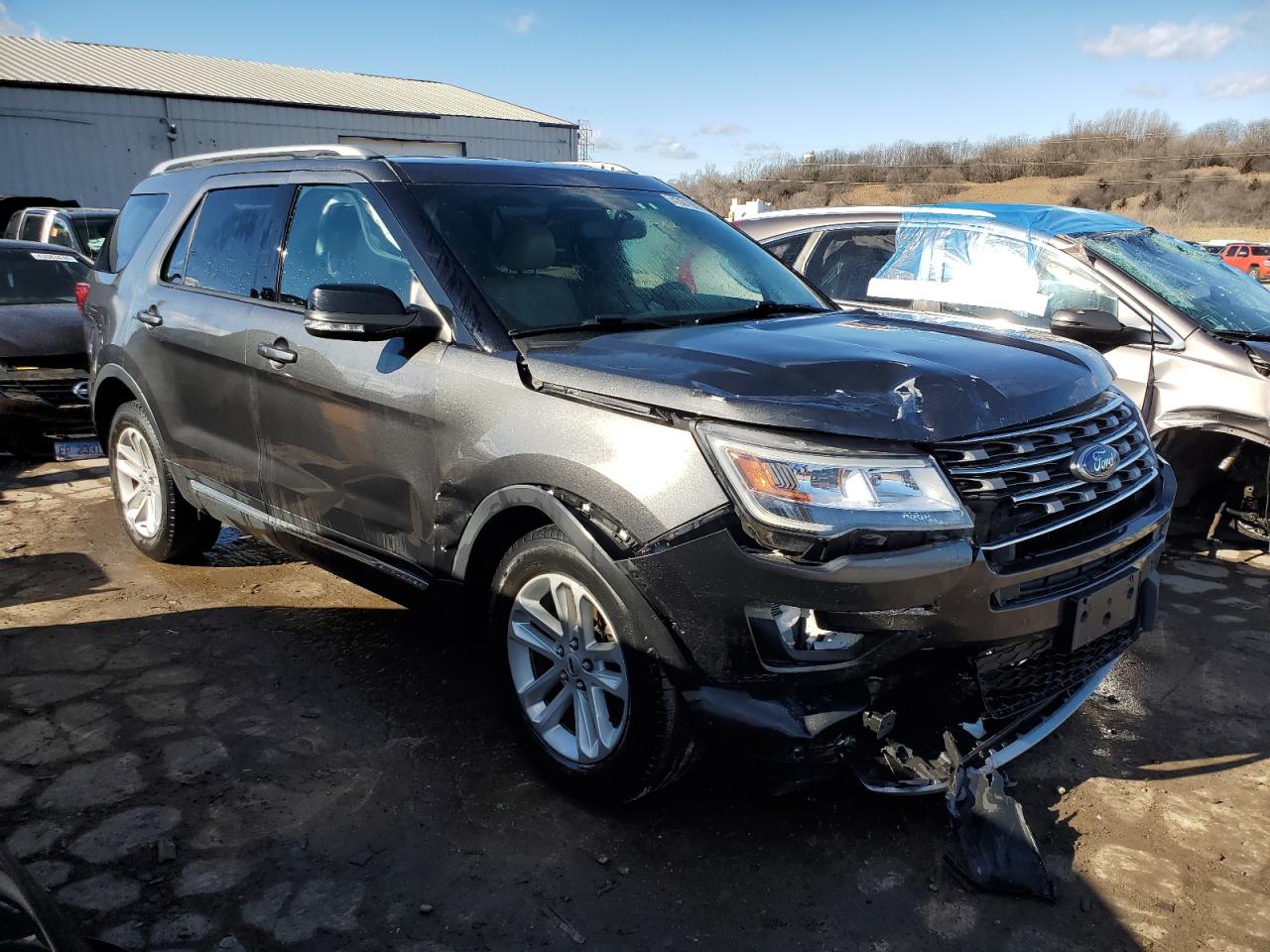1FM5K7D82HGE11102 FORD EXPLORER 2017