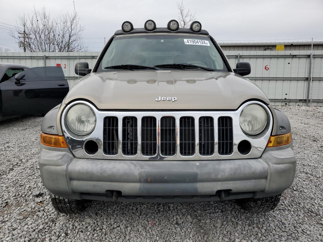 1J4GL38K35W500911 2005 Jeep Liberty Renegade