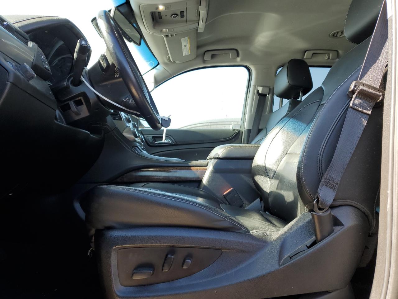 1GNSCHKC7KR143717 CHEVROLET SUBURBAN 2019