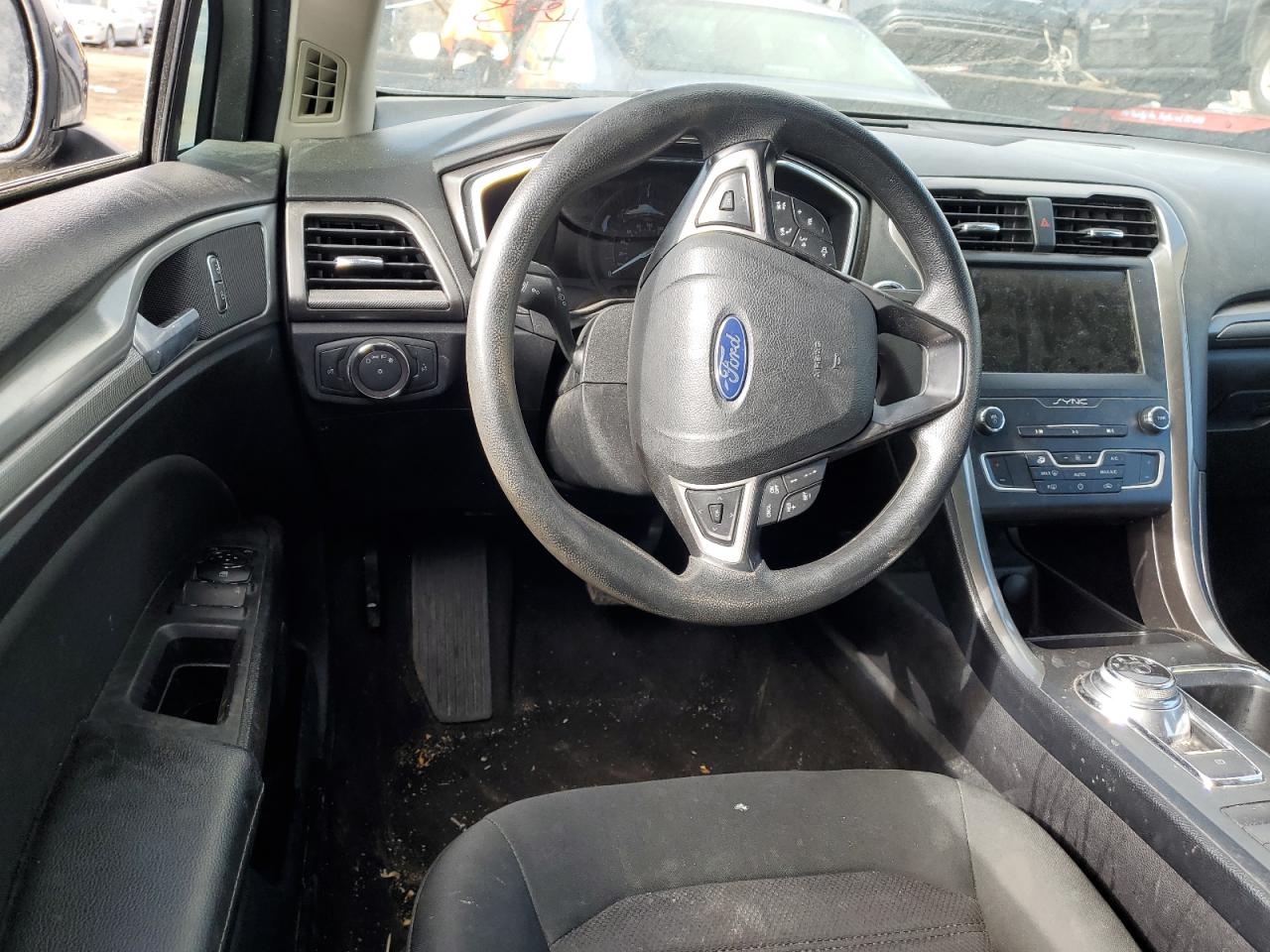 3FA6P0LU6KR261761 FORD FUSION 2019