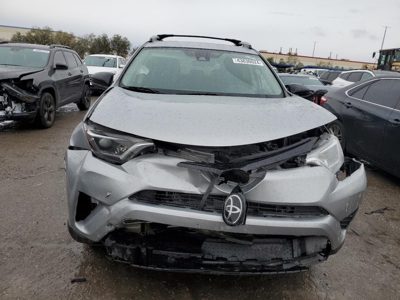 2T3ZFREV9HW337255 TOYOTA RAV4 2017