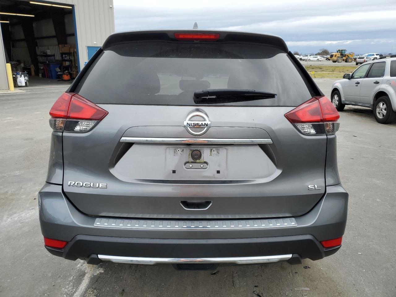 JN8AT2MTXHW398276 NISSAN ROGUE 2017