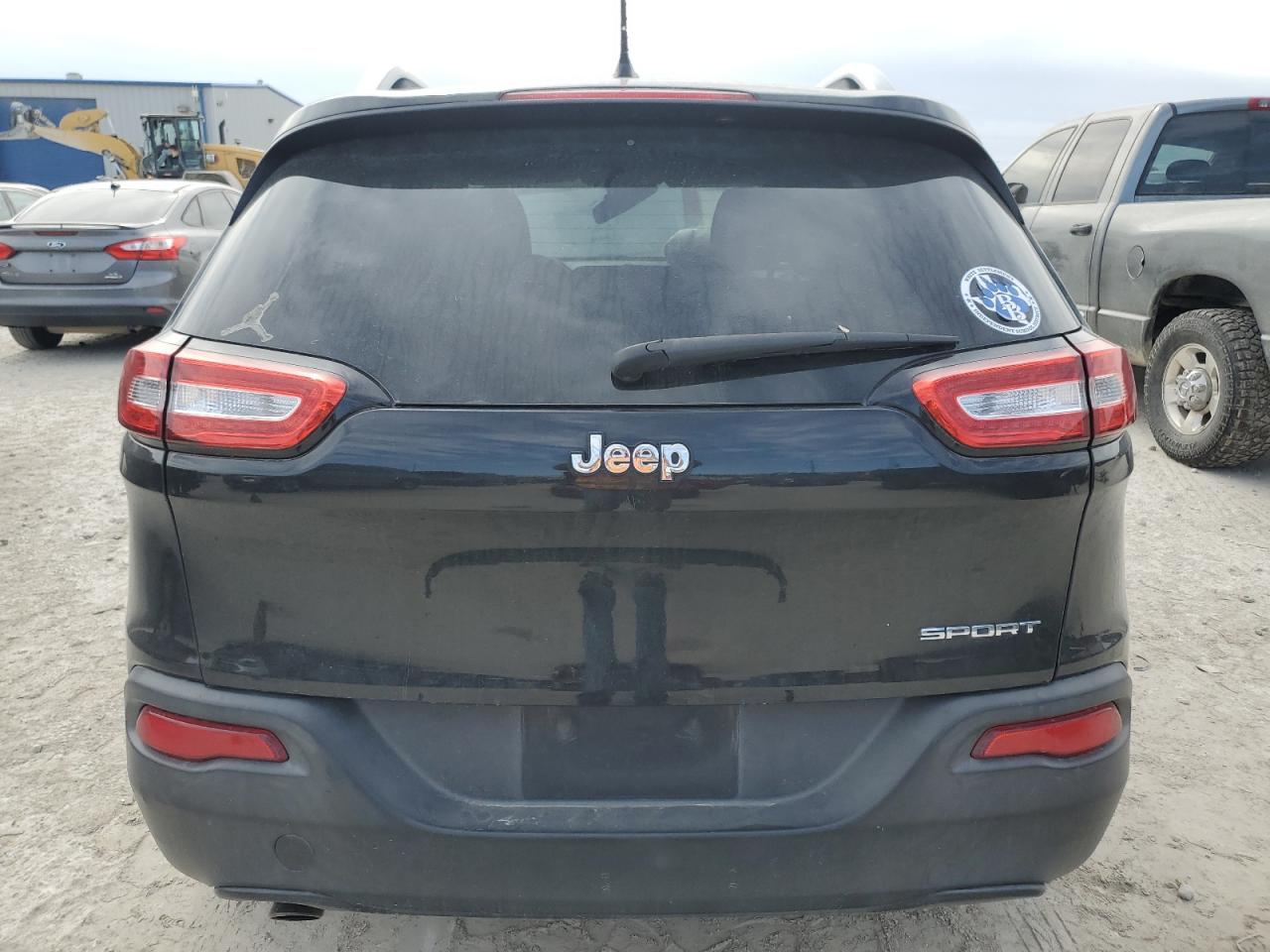 1C4PJLAB7FW620590 2015 Jeep Cherokee Sport