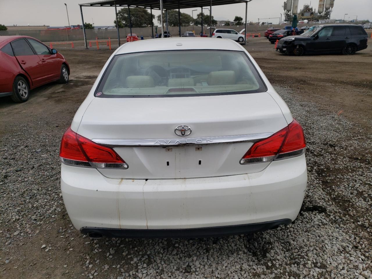 4T1BK3DB6BU402743 2011 Toyota Avalon Base