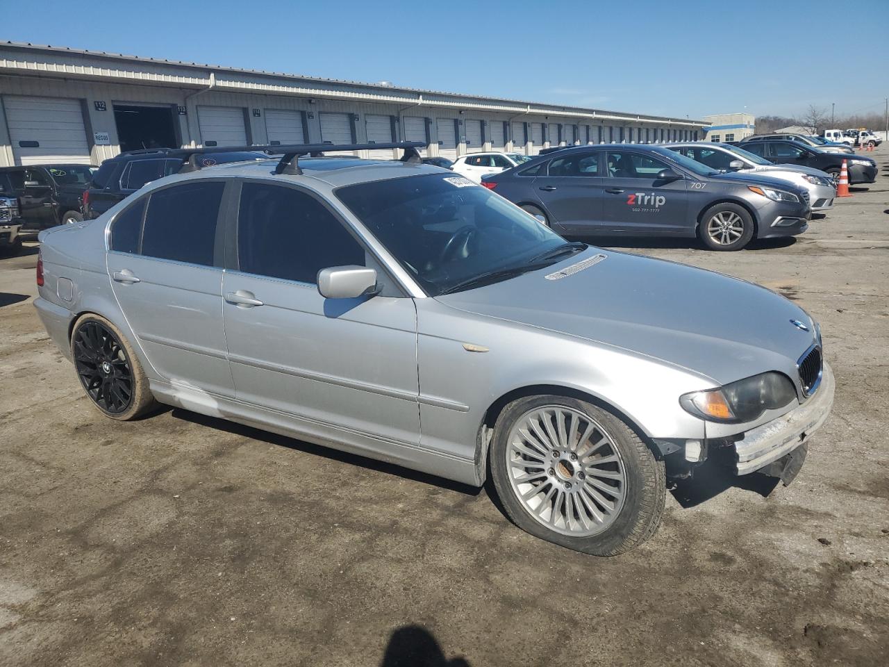 WBAEW53473PG23529 2003 BMW 330 Xi