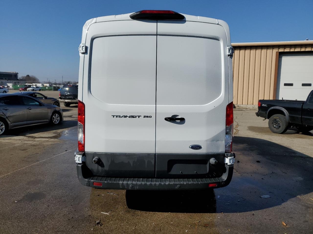 1FTYR2CM7JKA53612 FORD TRANSIT 2018