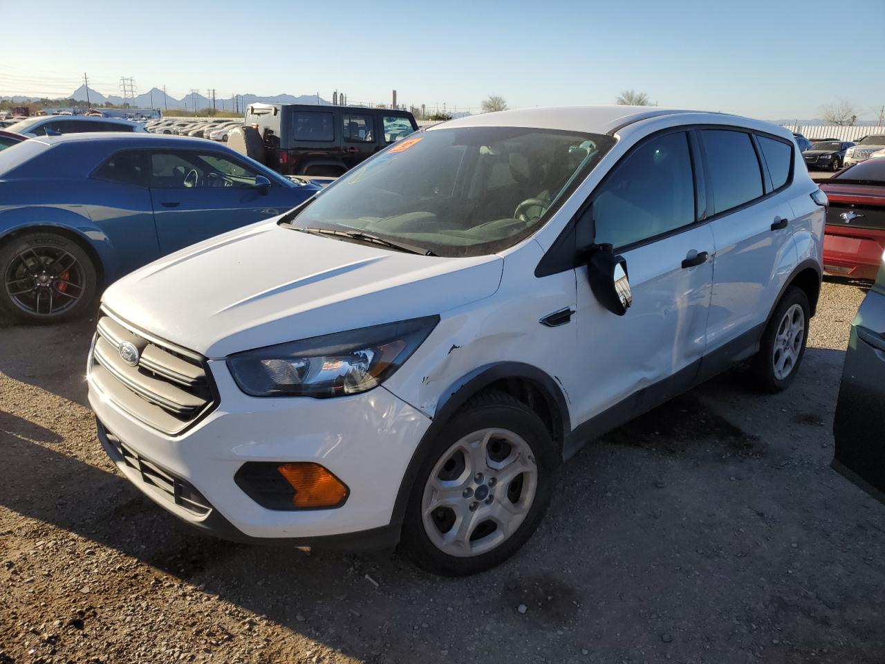 1FMCU0F76JUA24489 FORD ESCAPE 2018