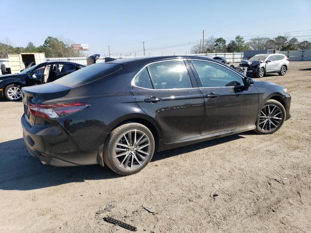 VIN 4T1F11BK0NU069441 2022 Toyota Camry, Xle no.3