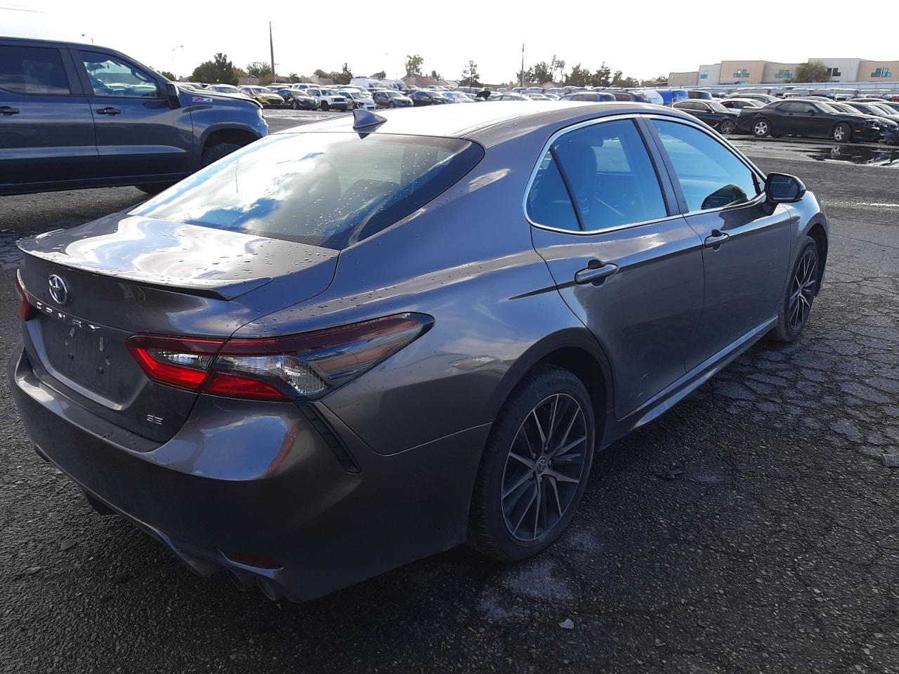 4T1G11AKXNU053219 TOYOTA CAMRY 2022