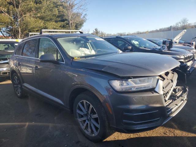 VIN WA1LHAF75KD046302 2019 Audi Q7, Premium Plus no.4