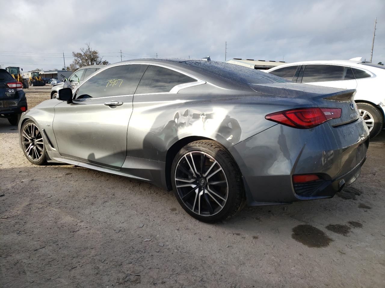 JN1EV7EK0JM340529 2018 Infiniti Q60 Luxe 300