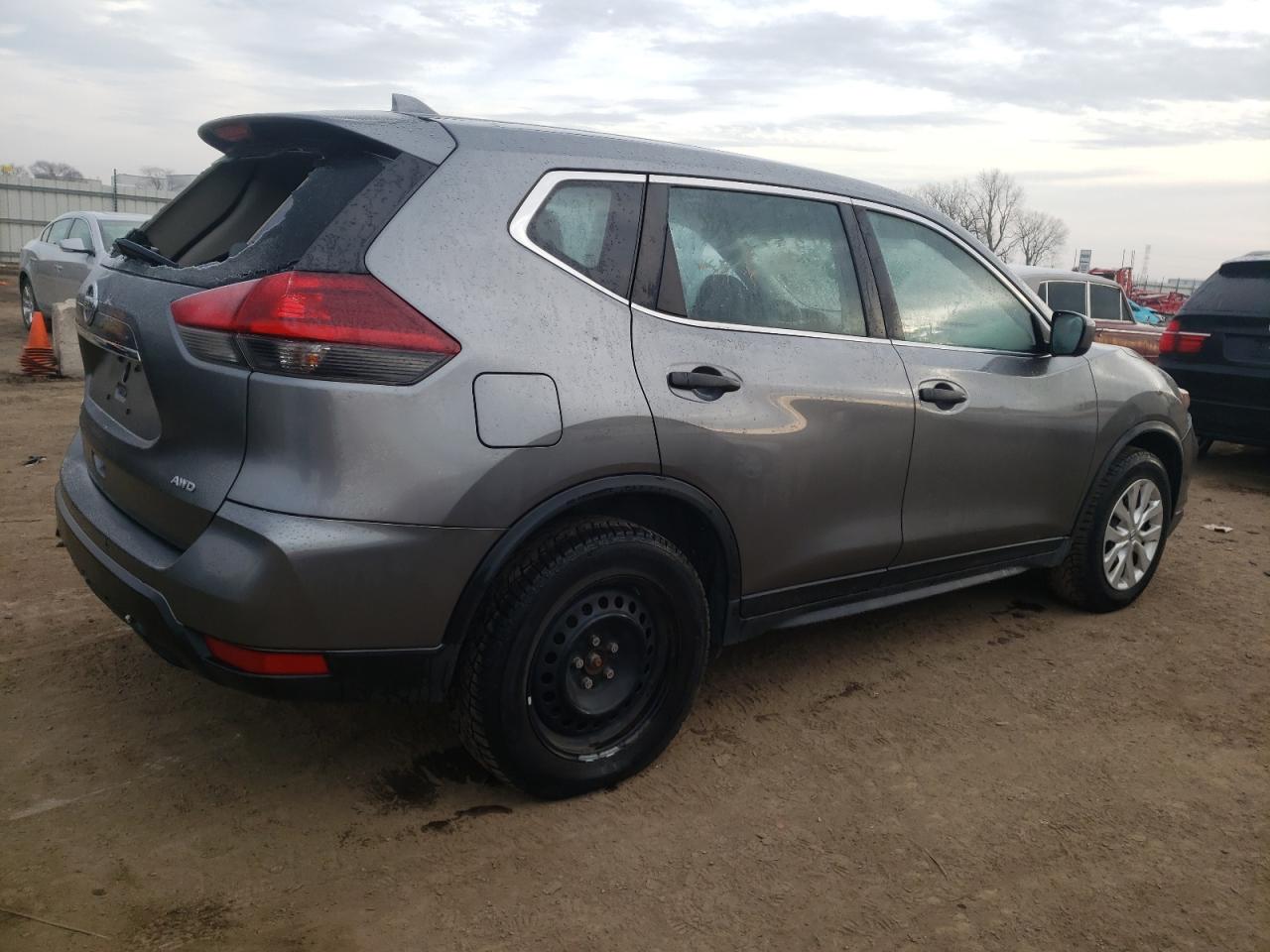 KNMAT2MV1JP547624 NISSAN ROGUE 2018