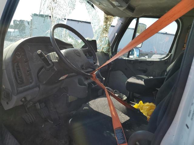 Lot #2414179138 2019 FREIGHTLINER M2 106 MED salvage car